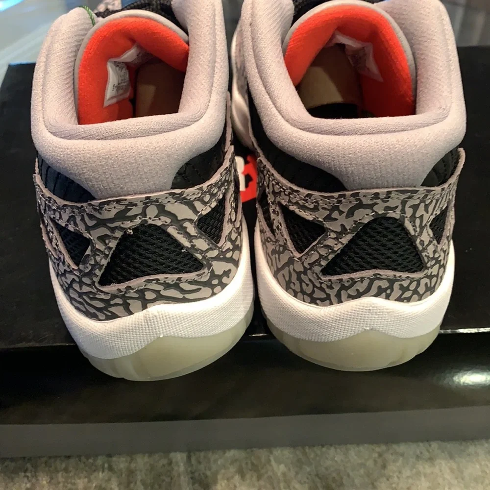 π Brand New Menβs Size 9 Jordan low IE - Picture 4 of 14